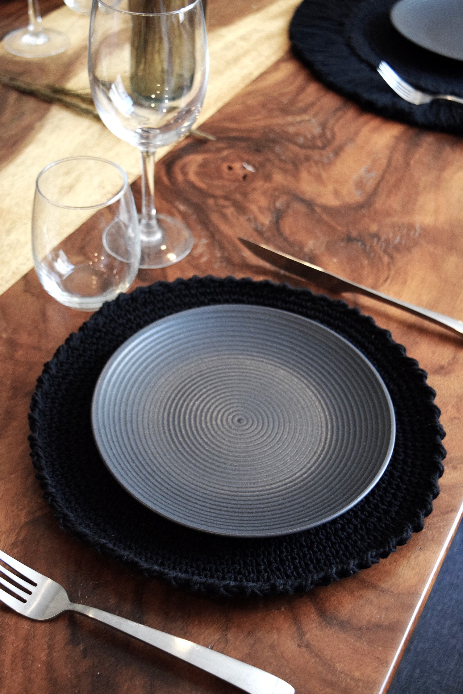 Mantel Tejido Negro (Flecos y sin flecos)