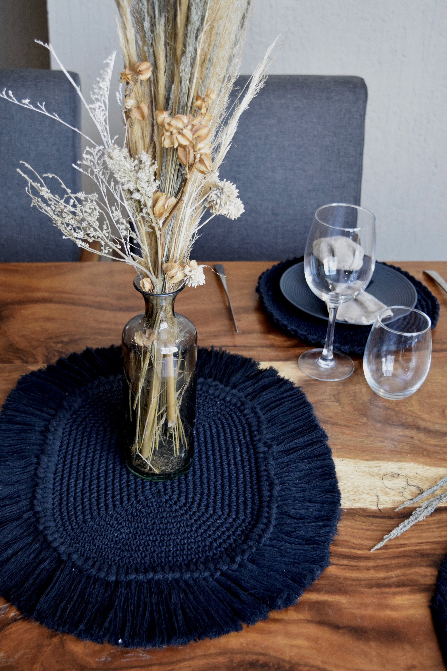 Mantel Tejido Ovalado Negro