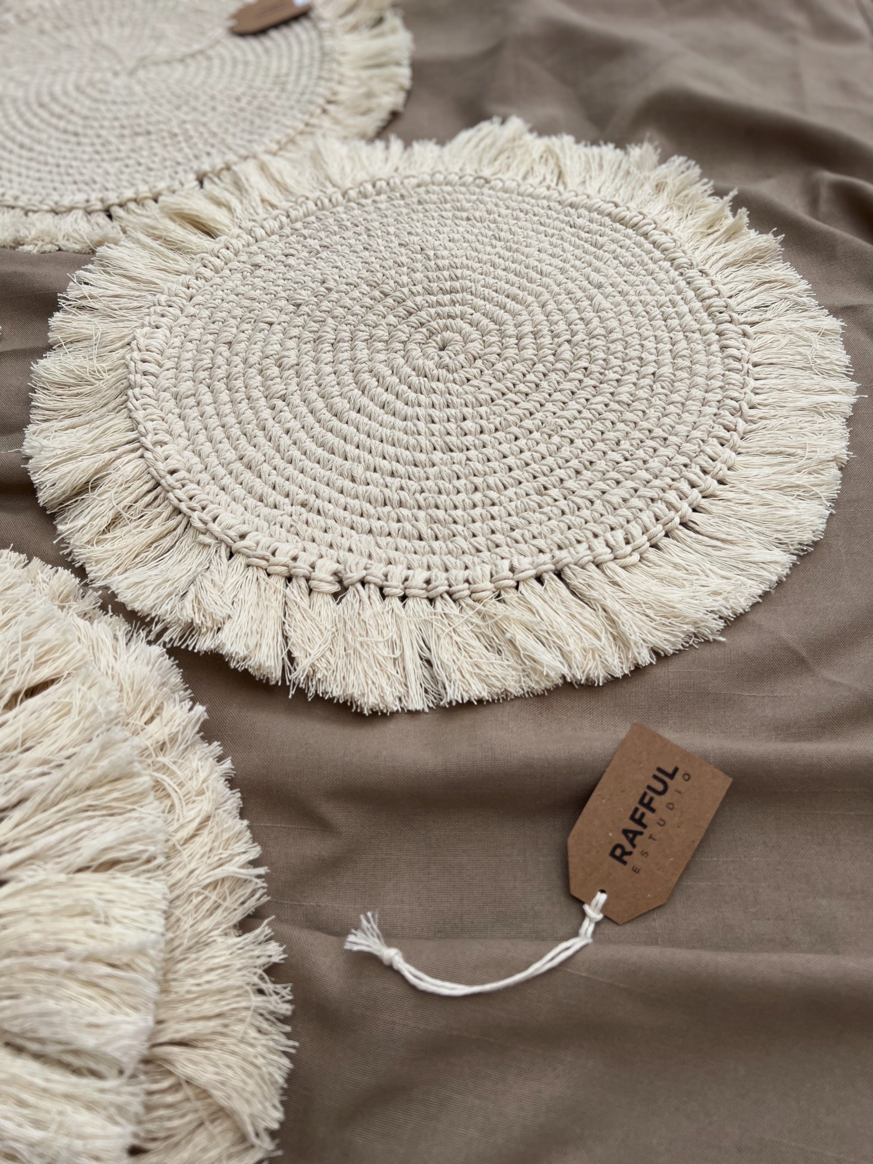 Mantel Tejido Crudo (Flecos y sin flecos)